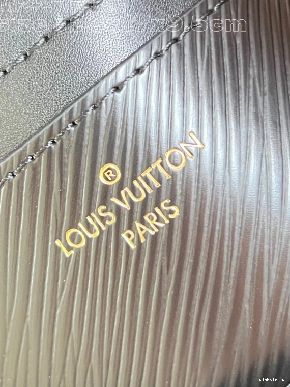 WIS LOUIS TWIST VUITTON MM 1229